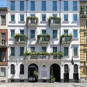 Senato **** Milano